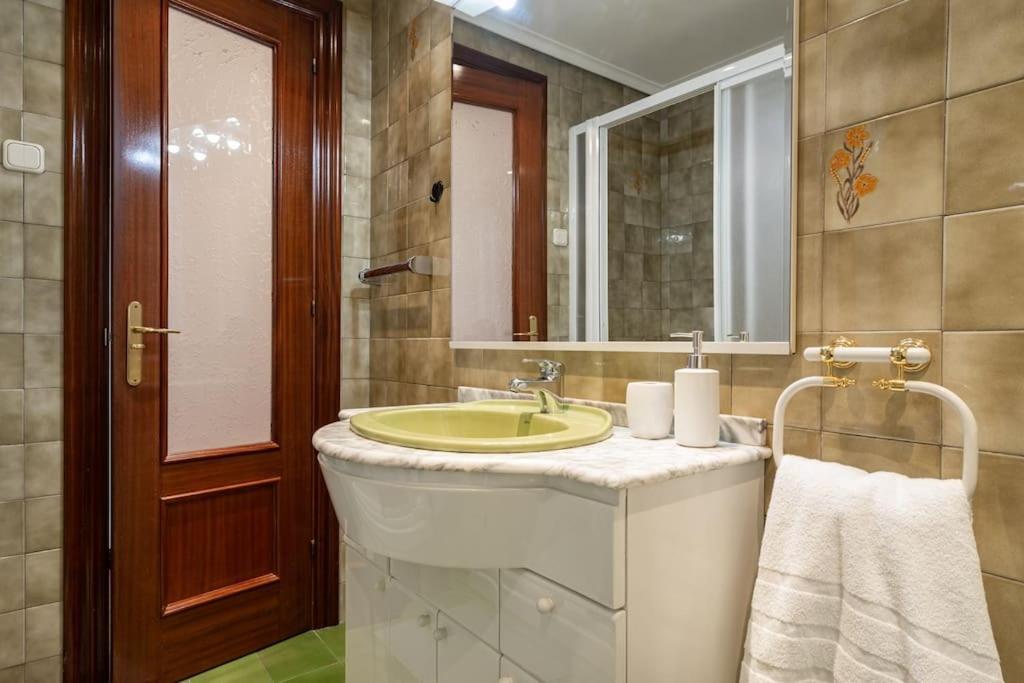 Apartamento Trisquel Хіхон Екстер'єр фото