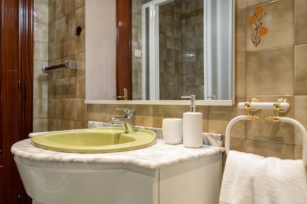 Apartamento Trisquel Хіхон Екстер'єр фото